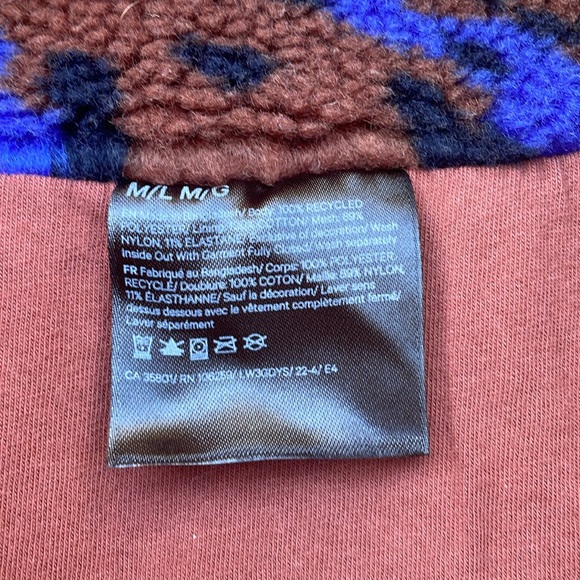 Lululemon Fleece Quarter Zip - Picture 5 of 8